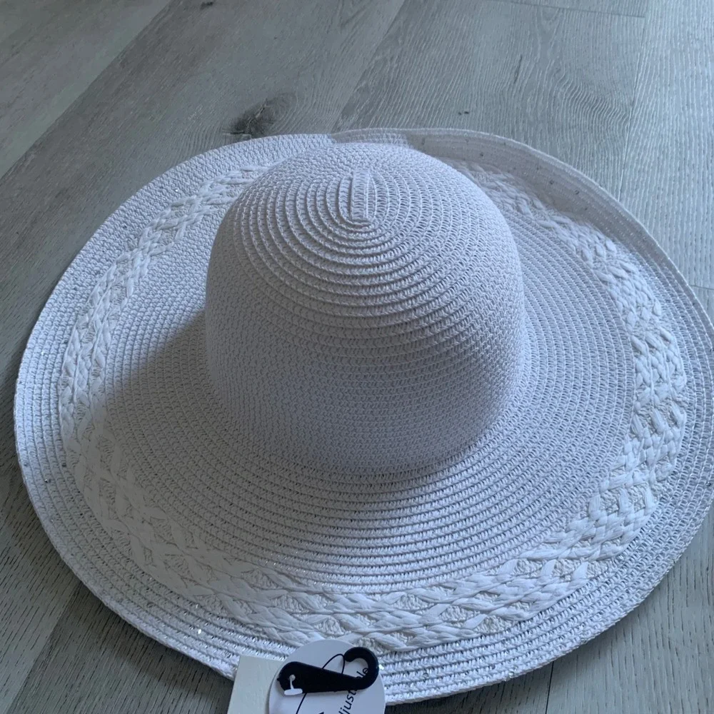 NWT David‎ the Young White Sun Hat